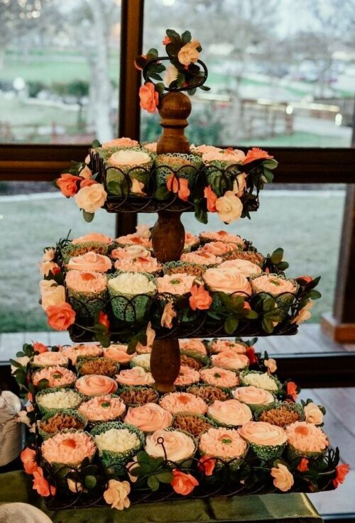 DIY Vintage Botanical Wedding cupcakes and stand