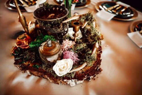 DIY vintage botanical Wedding centerpiece antler